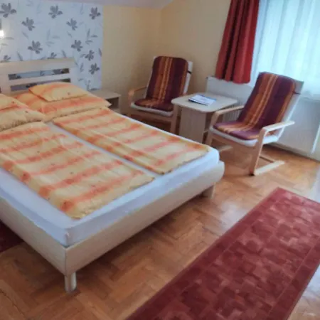 In - Balaton 27595 Hévíz