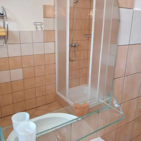 شقة In - Balaton 27595 *